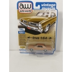 Auto World 1:64 Pontiac Grand Prix Royal Bobcat 1964 saddle bronze